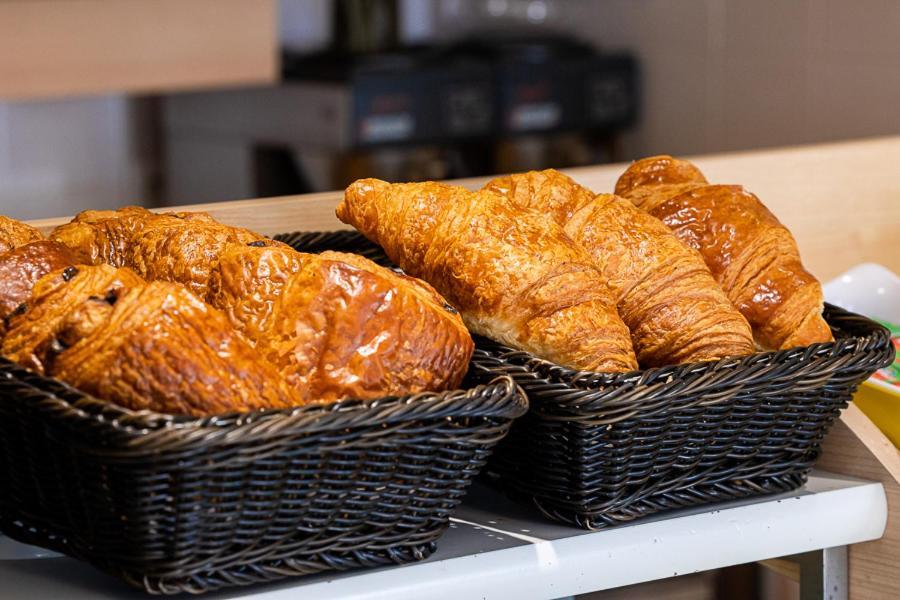 Ibis Budget Carcassonne Aeroport - A61 エクステリア 写真