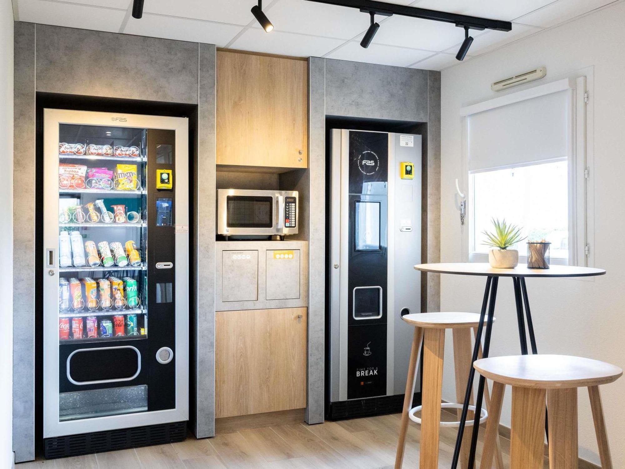 Ibis Budget Carcassonne Aeroport - A61 エクステリア 写真